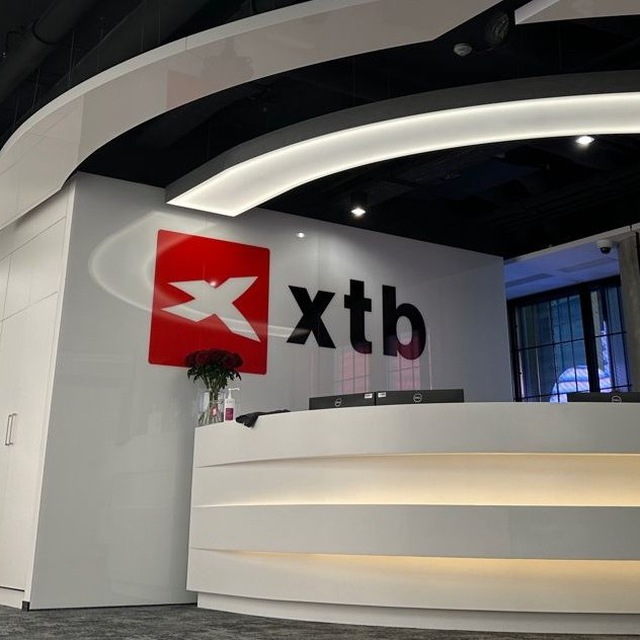  Plataforma de negociação XTB