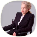 Sticker 😓 🐉 Emilia Clarke @lennysticker