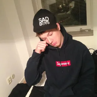 Sticker 😢 Bladee