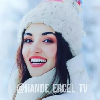 Video sticker 😍 @Hande_Ercel_TV obuna bo'ling