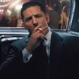 Sticker 🚬 Tom Hardy [@TodorokiShouto]