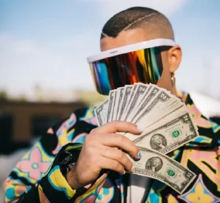 Video sticker 💰 Bad bunny