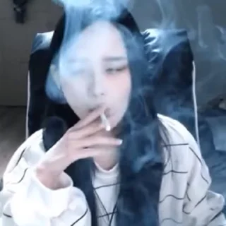 Video sticker 🚬 [@shlrona][@shlrona][@shlrona] :: @fStikBot