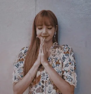 Sticker 🙏 Jen as Lalisa ~ @remehoreo