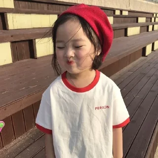 Video sticker 👧 撒浪嘿哟