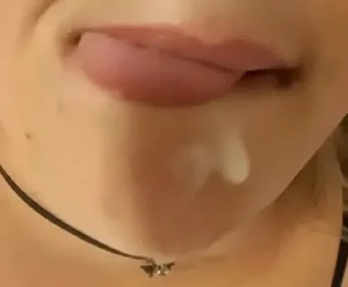 Video sticker 🍒 süßer Arsch